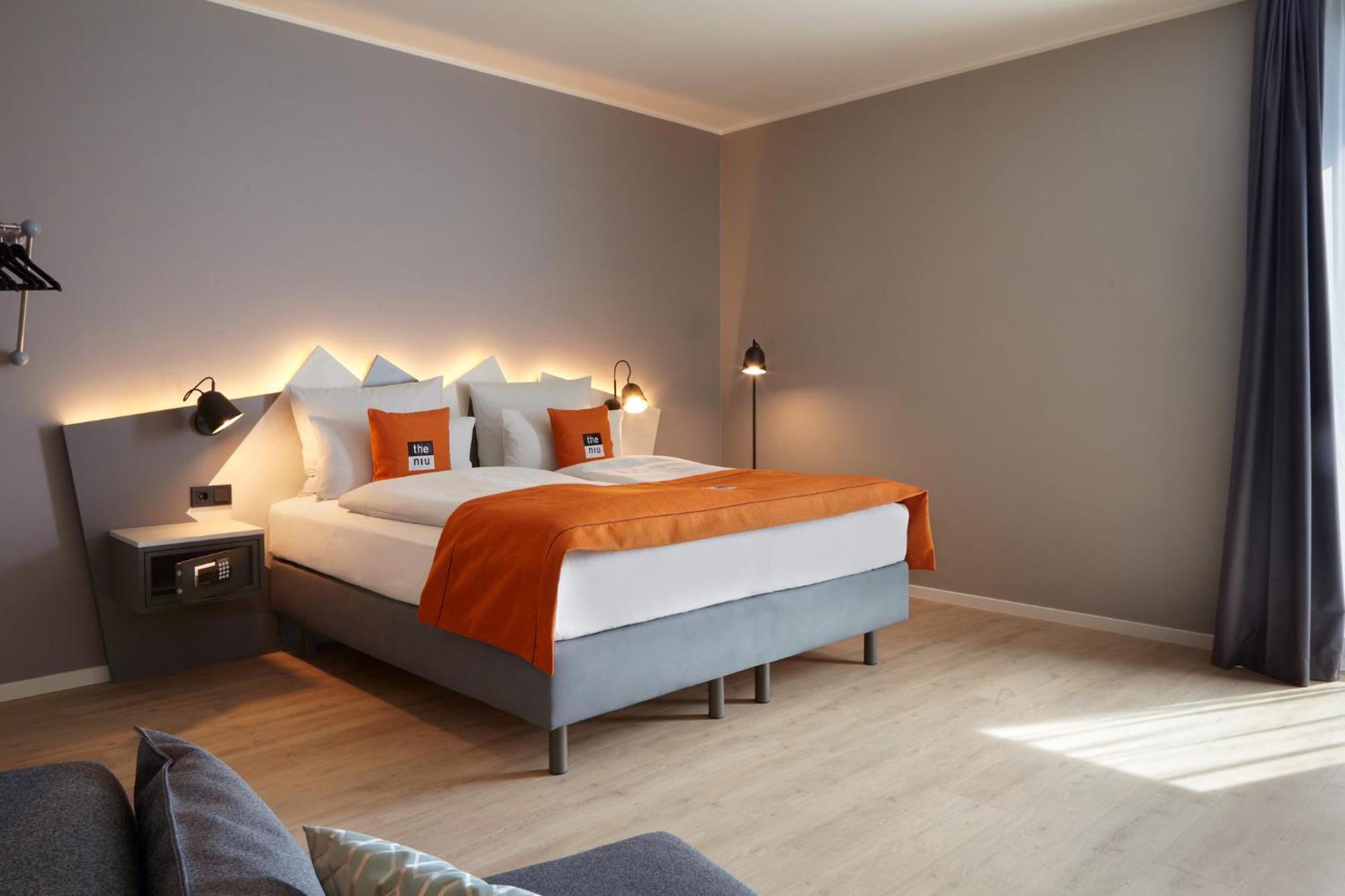 Holiday Inn - The Niu, Hub Dusseldorf Messe By Ihg Εξωτερικό φωτογραφία