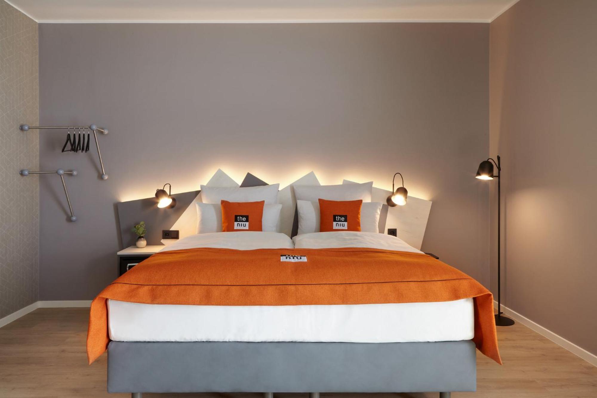 Holiday Inn - The Niu, Hub Dusseldorf Messe By Ihg Εξωτερικό φωτογραφία