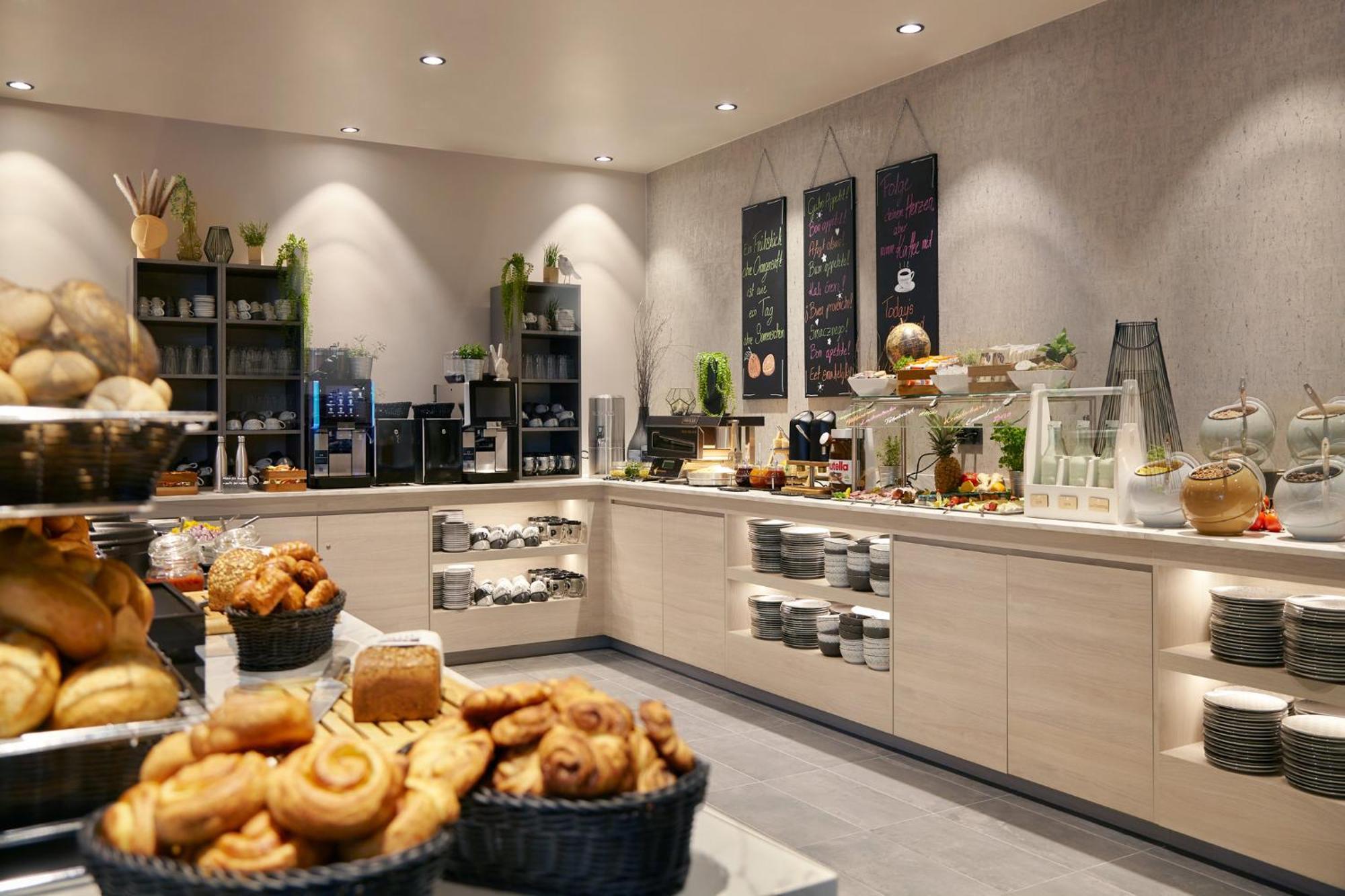 Holiday Inn - The Niu, Hub Dusseldorf Messe By Ihg Εξωτερικό φωτογραφία